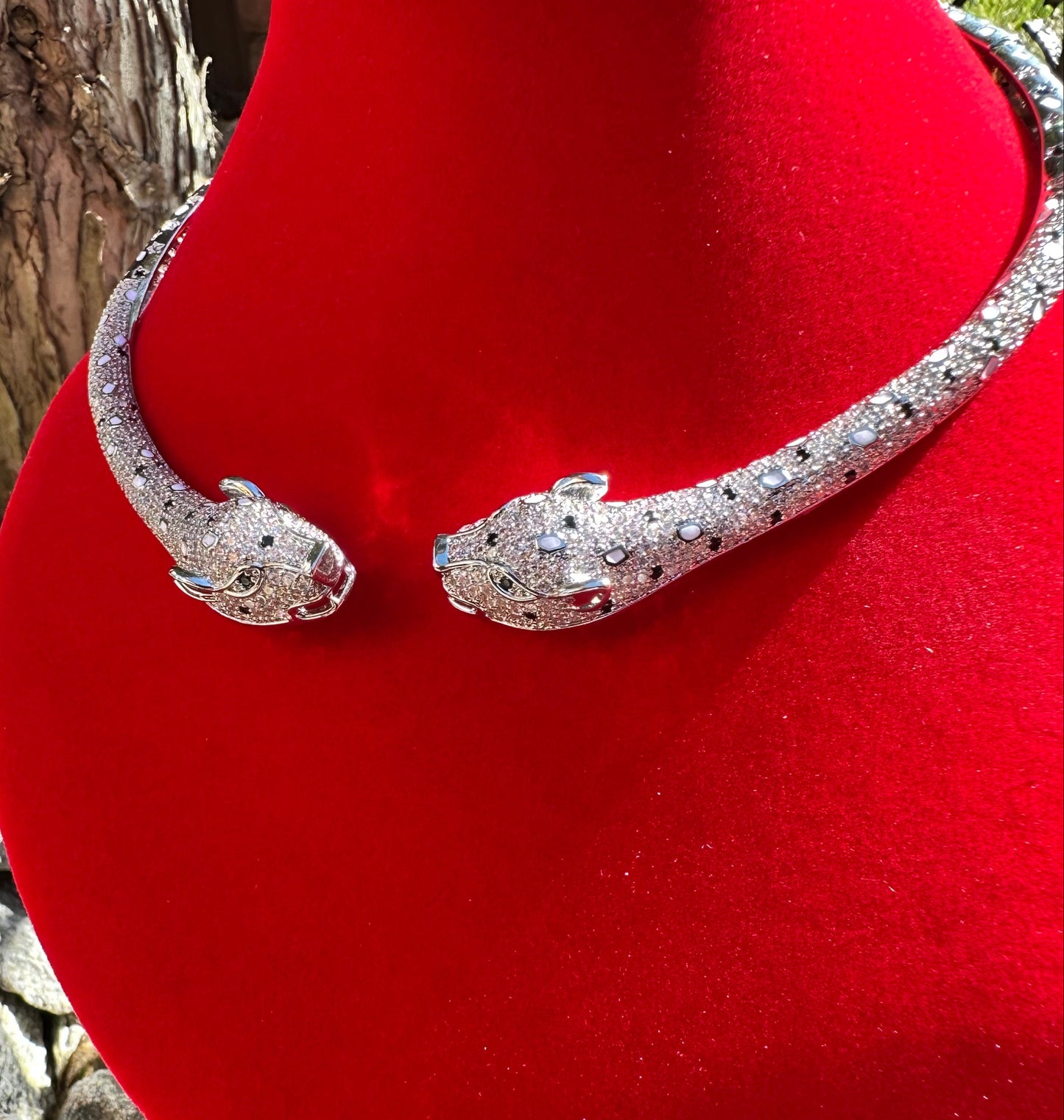 Panthere Necklace & Earrings Set