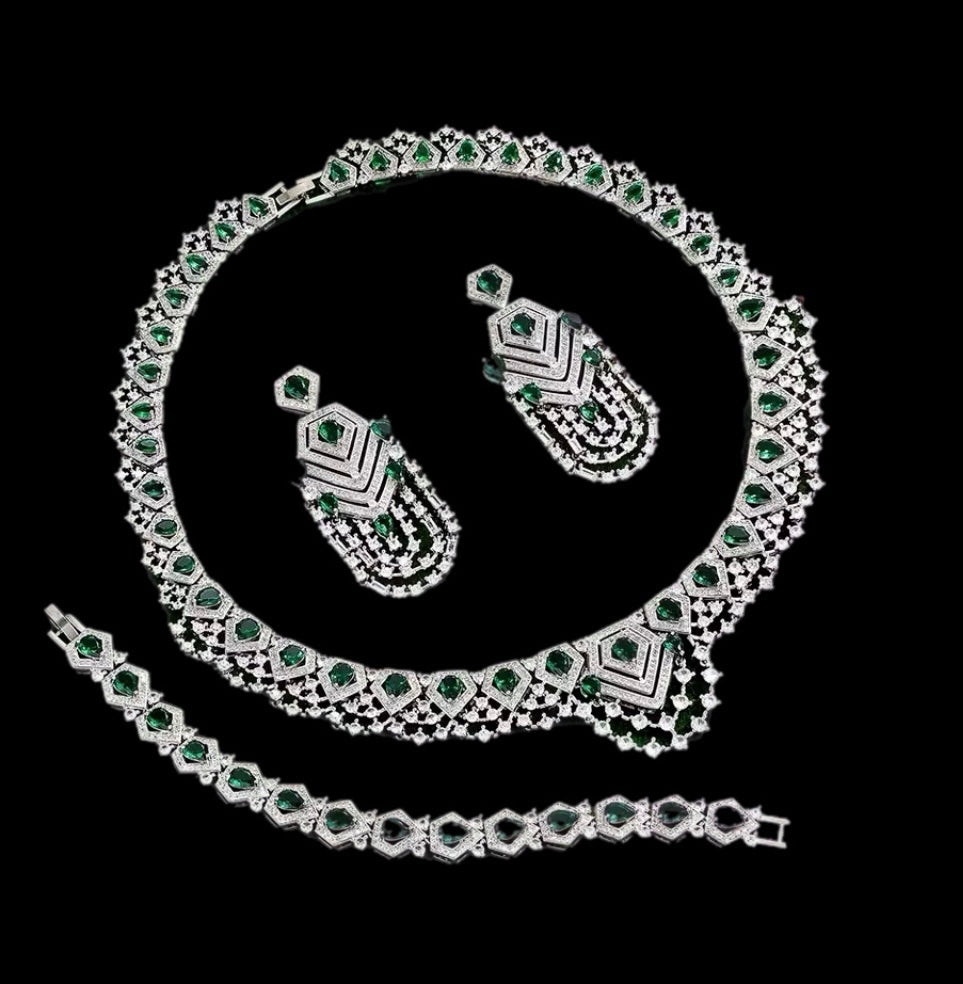 Duchess of Emerald Jewellery Set