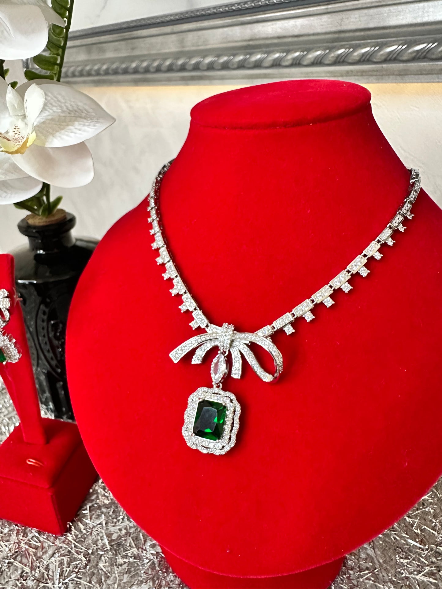 Bowknot Necklace & Earring Set