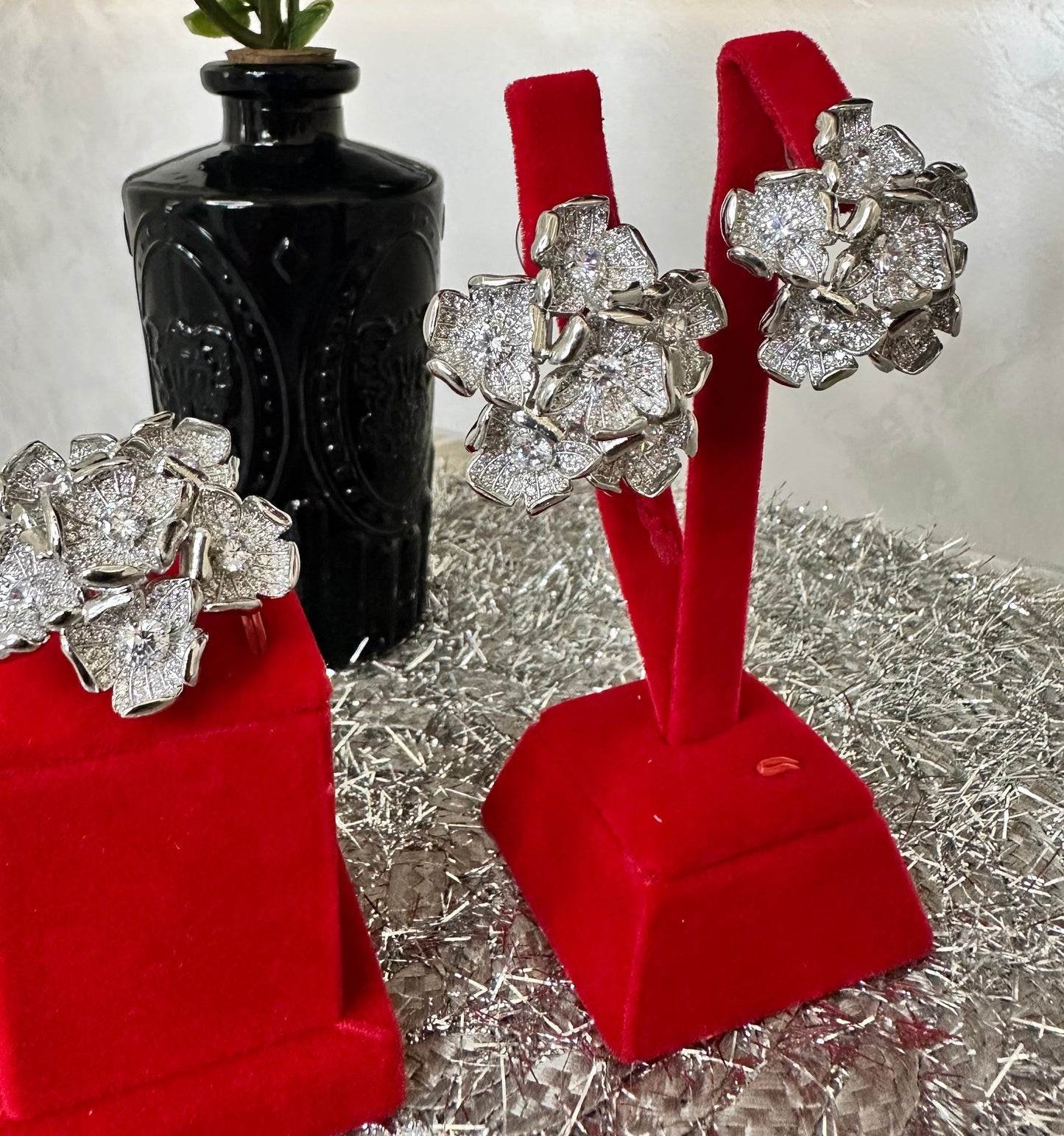 Floral Glamour Earrings & Ring Set