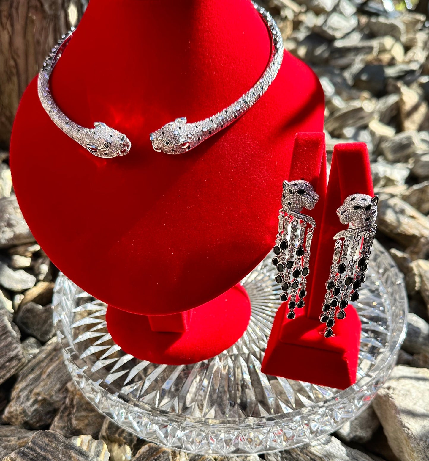 Panthere Necklace & Earrings Set