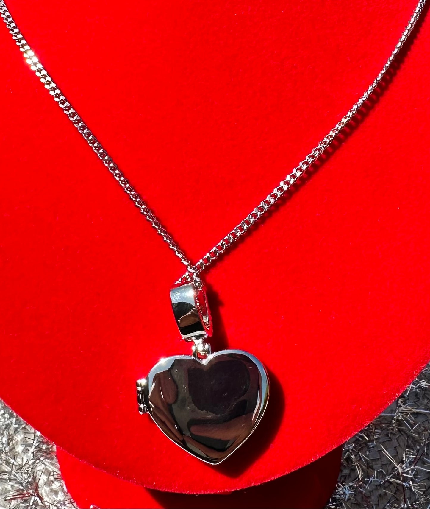 Photo Iced Out Heart Pendant