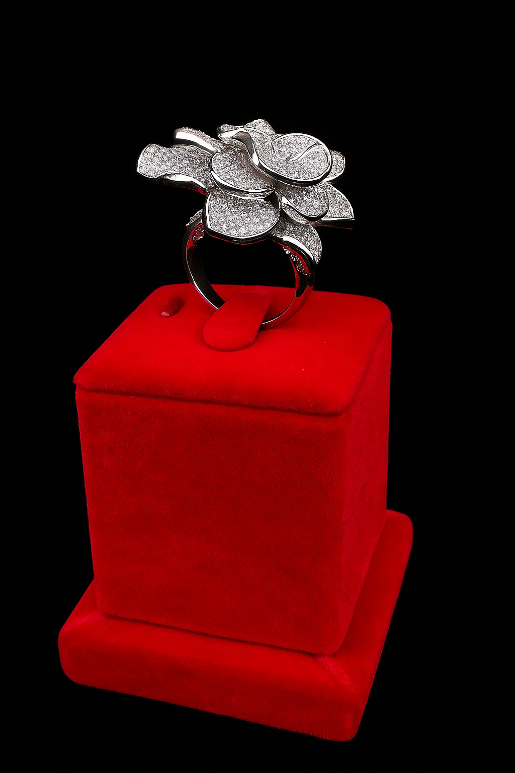 Bloom Statement Ring
