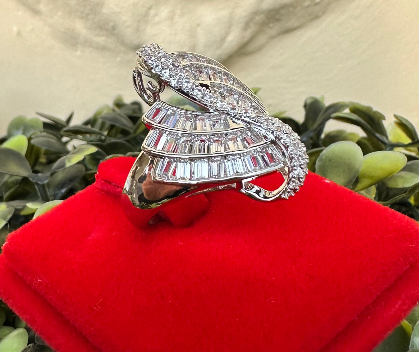 Aurora Leaf Spiral Ring